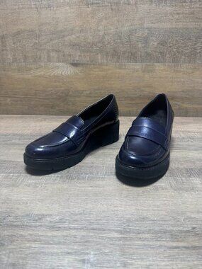 Naturalizer Dakota Blue Patent  Lug Sole Loafer Women' Size 8